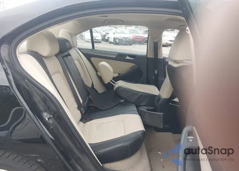 2013 Volkswagen Jetta 2.5L Sel z USA, uszkodzony, nr VIN 3VWGP7AJ1DM264614